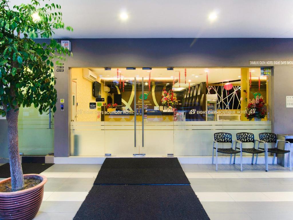 Eight Days Boutique Hotel - Mount Austin Johor Bahru Dış mekan fotoğraf